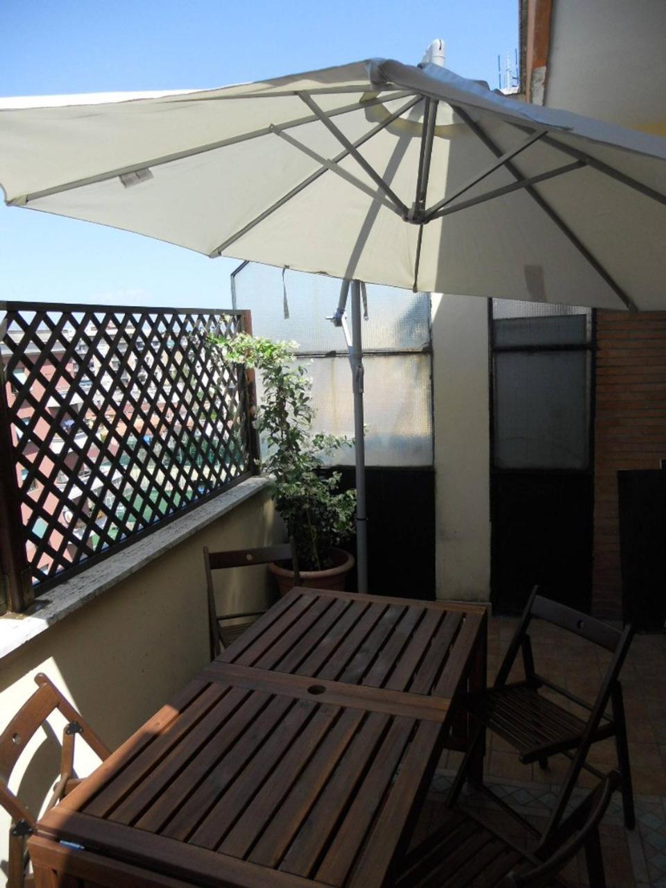 Julia's Domus Apartment Rom